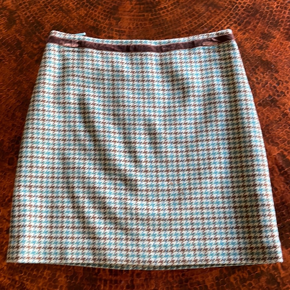 EUC Banana Republic plaid wool blend skirt